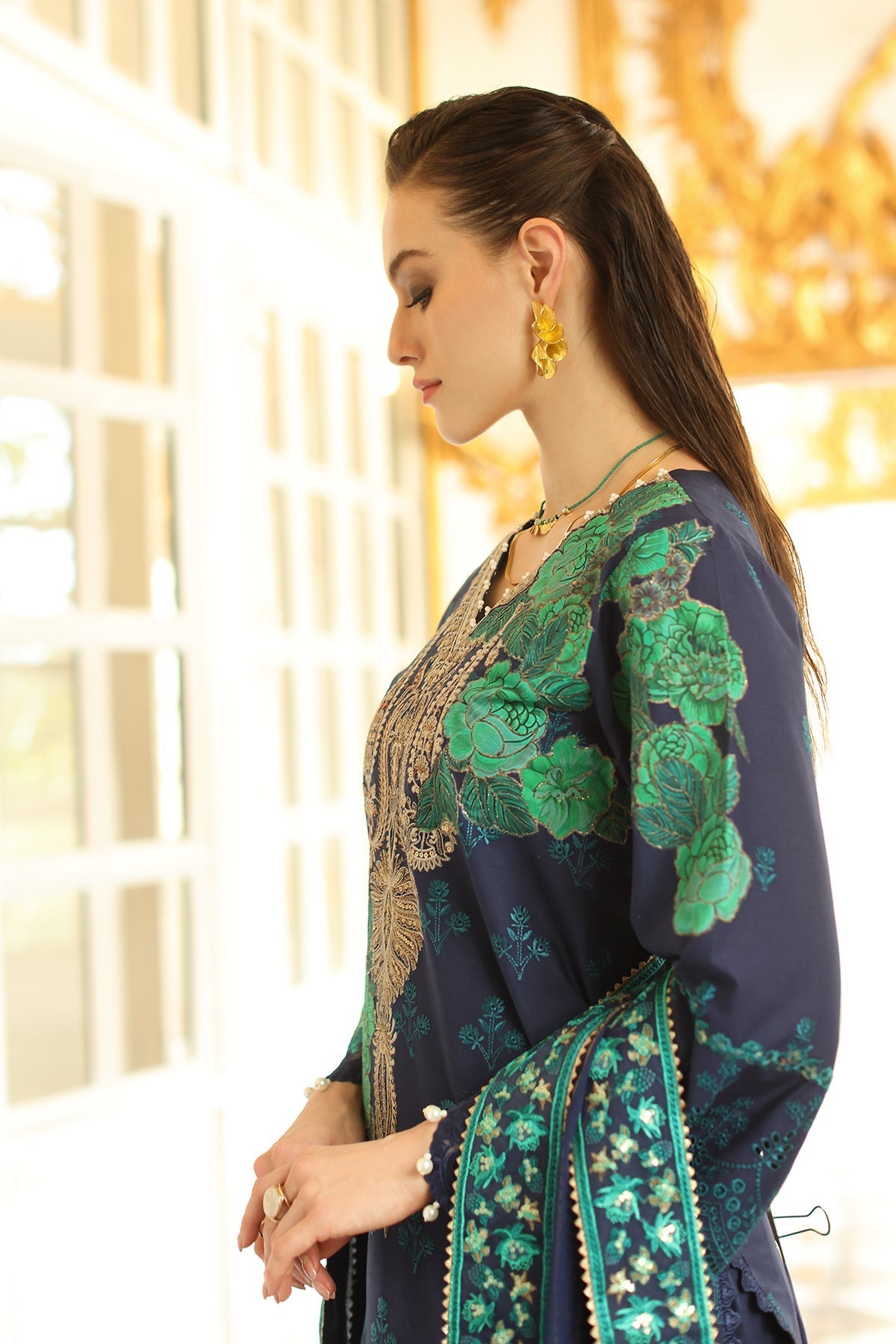 CT5-08 | Tabeer By Charizma