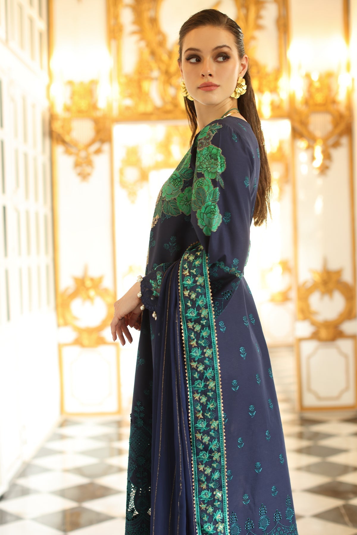 CT5-08 | Tabeer By Charizma