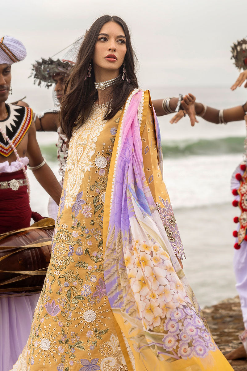 Gold Glow | Manaram '25 By Mushq